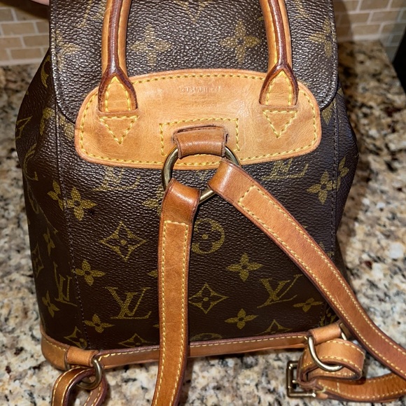 Louis Vuitton Montsouris mini backpack - Picture 3 of 11